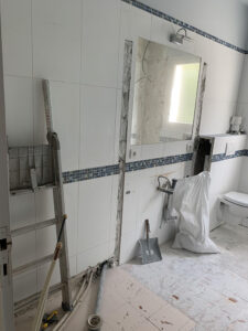renovation-salle-de-bain-a-pins-justaret-2